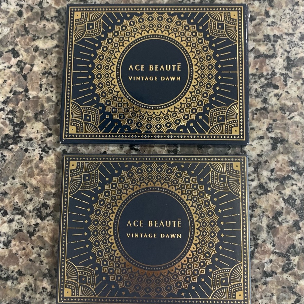 Ace Beaute Vintage Dawn Palette